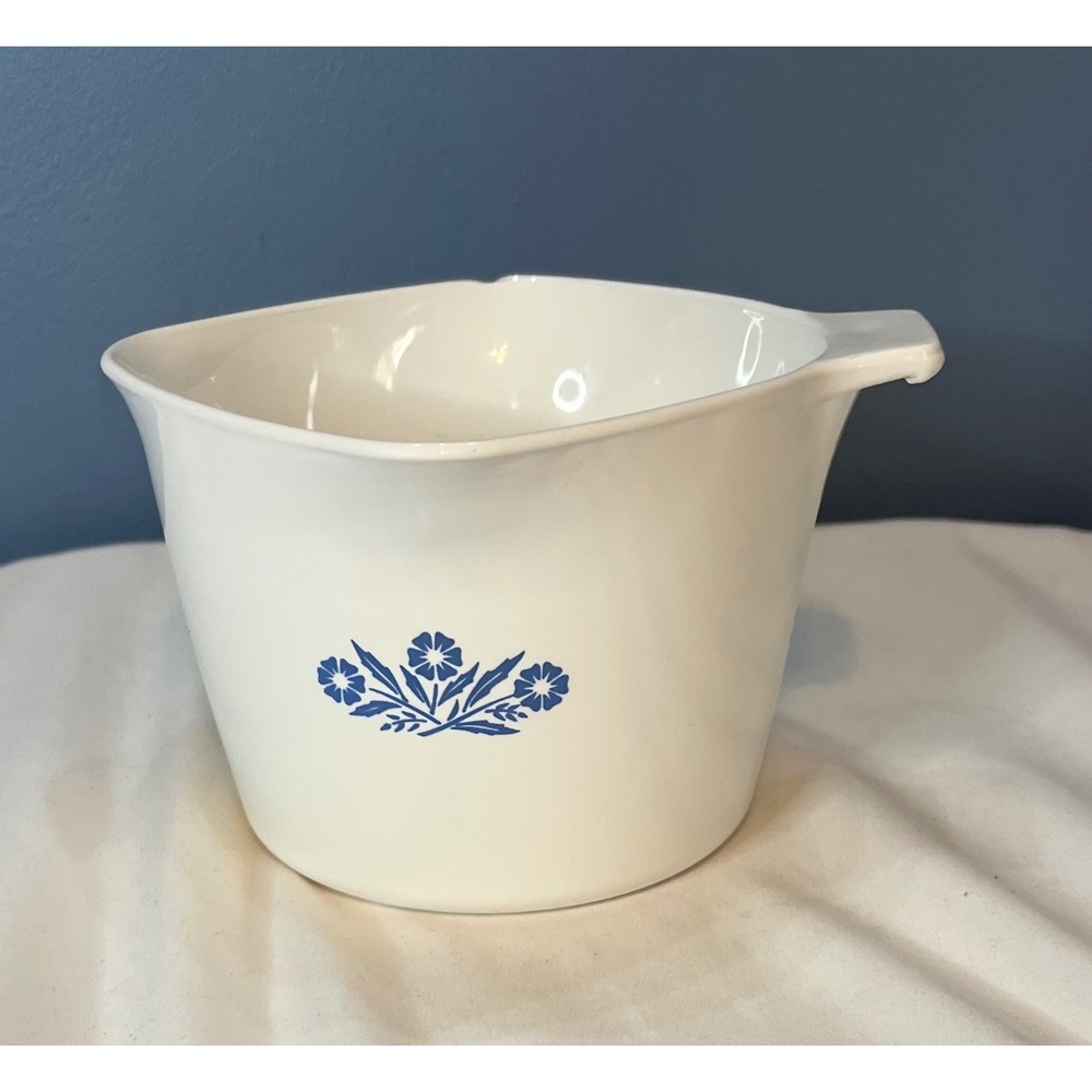 CorningWare Blue Cornflower 1 Qt Saucemaker Measuring Bowl Pour Vintage Pyrocera